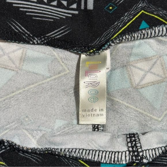 Lularoe Leggings OS Black Gray Teal White Aztec Tribal Southwest VTG 2016 Rare - Picture 4 of 7
